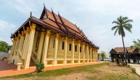 Pakse Yellow Temple, Laos